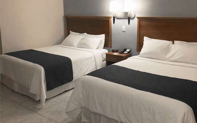 Days Inn by Wyndham Piedras Negras
