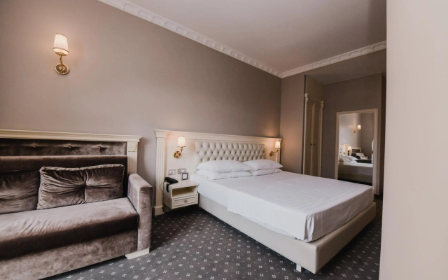 Lot Boutique Hotel - Image 4