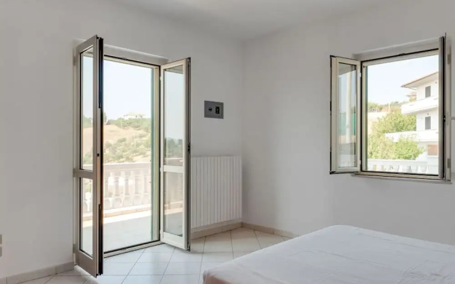 Belvilla by OYO Villa Intera 12 Pax