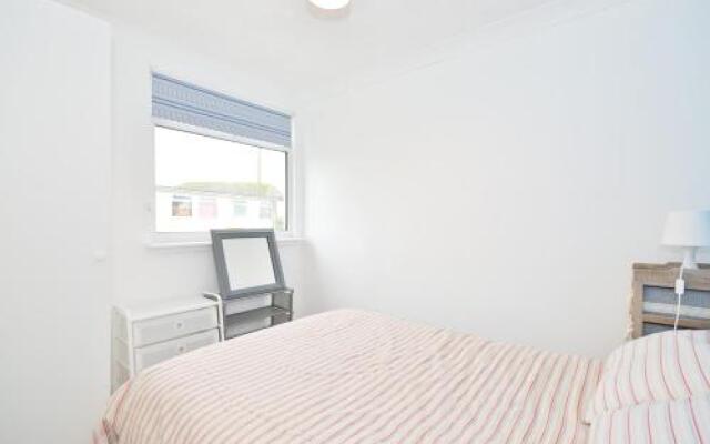 32 Sandown Bay Holiday Centre