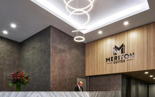 Meriton Suites Waterloo
