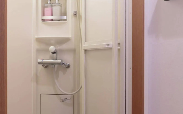 J-Hoppers Osaka Guesthouse