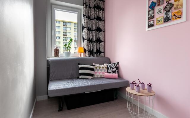 Warsaw Concierge Silver Apartment