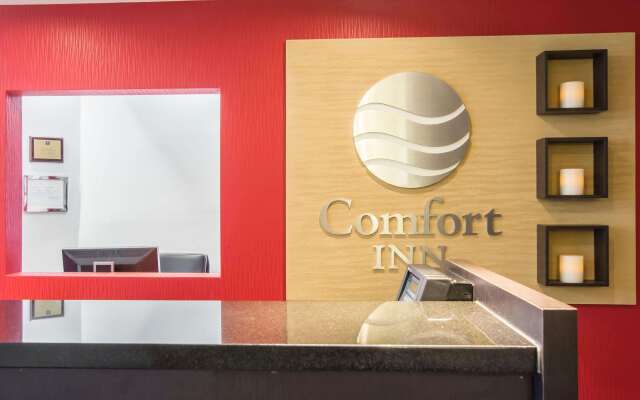 Comfort Inn Airport East - Ancienne Lorette