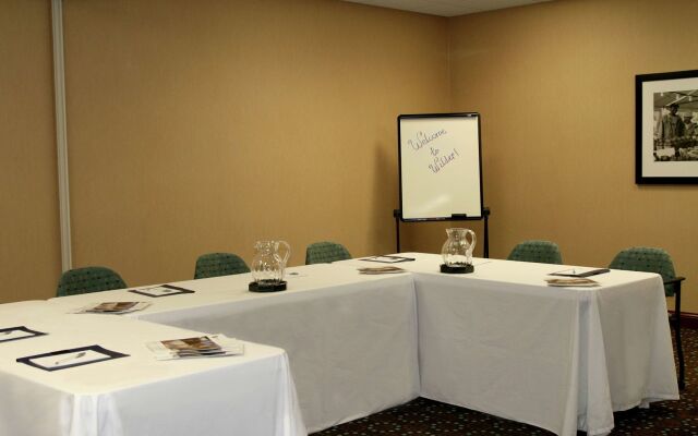 Hampton Inn & Suites Wilder