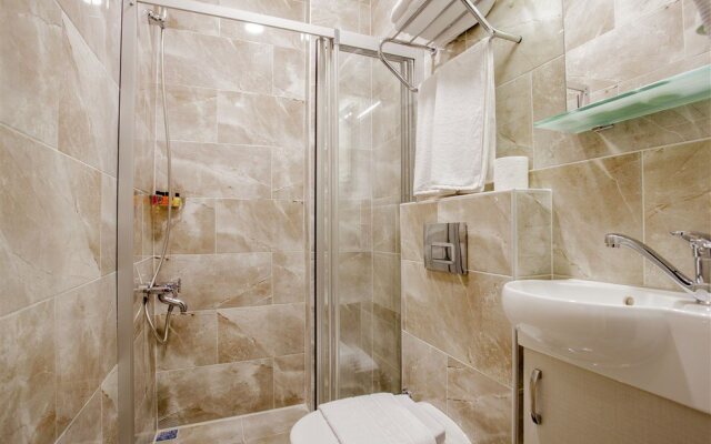 Taksim Makrom House