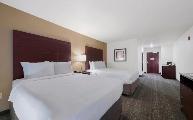 Cobblestone Hotel & Suites - Urbana