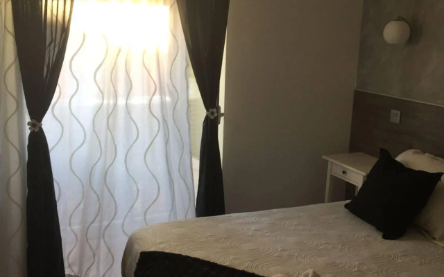 Hostal Meyra