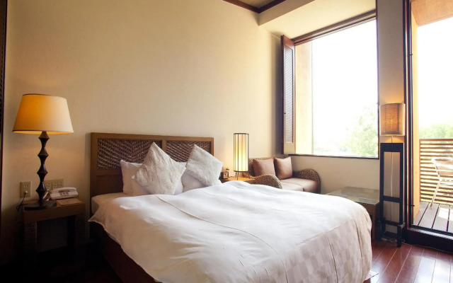 Hotel Allamanda