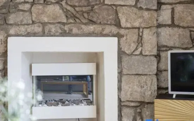 Rose Street apartment