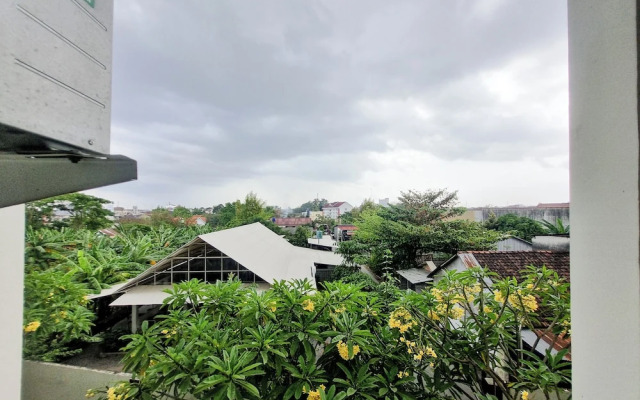 Cozy and Good Place Studio at Taman Melati Sinduadi Apartment