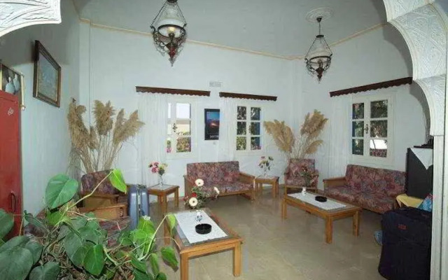 Avra Hotel