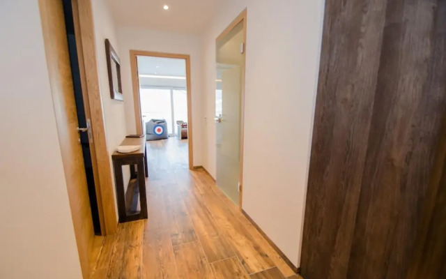 Superb Alpine Lodges Zell am See 4pax