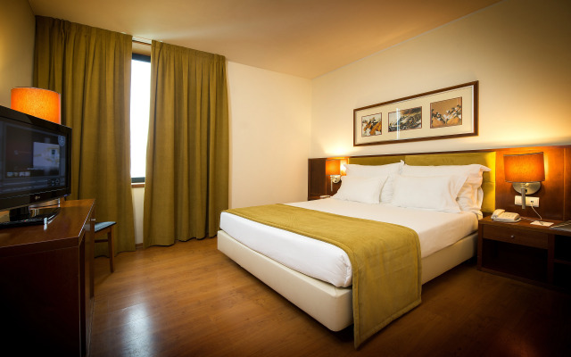 Vila Gale Opera Hotel