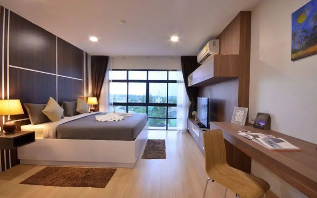 The Nice Condotel Bangtao Beach