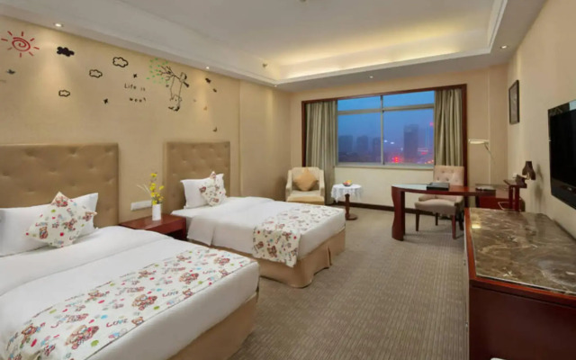 Yiyang Huatian Hotel