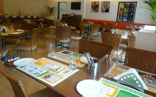 Lemon Tree Hotel, Ahmedabad