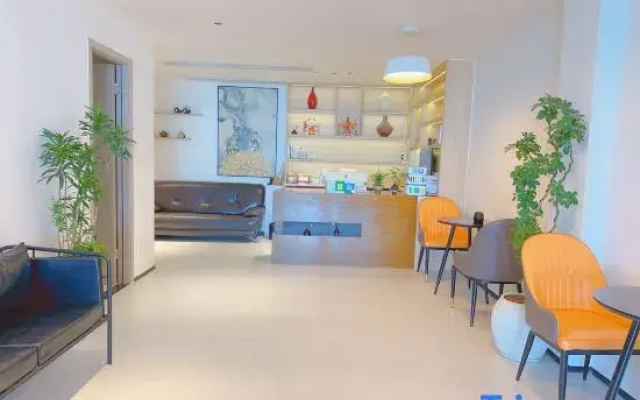 Xihai Mansion Homestay