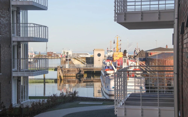 Wohnen am Yachthafen W25