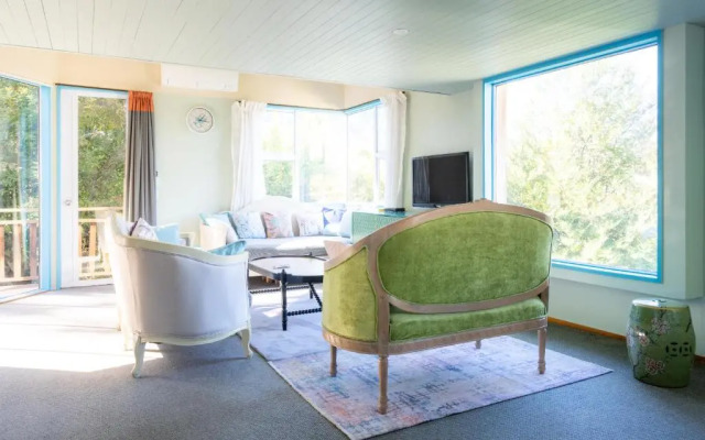 Central location spacious house