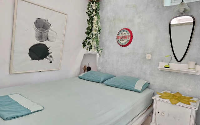 Anthippi Guest House