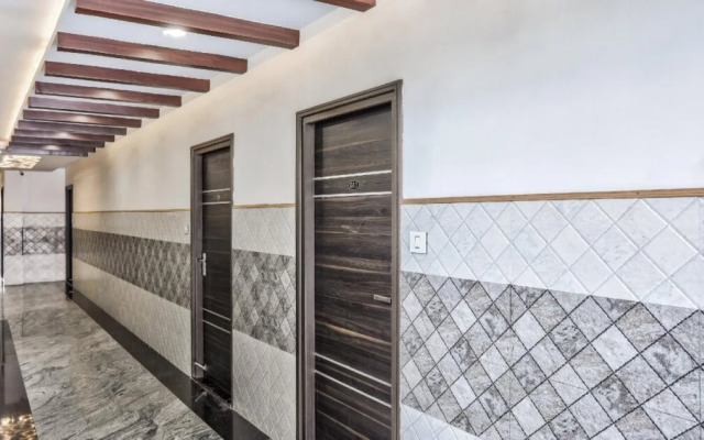 Hotel St Anne's By OYO Rooms