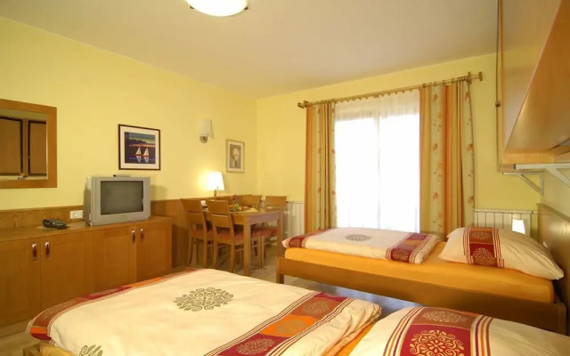 Videc Hotel & Apartments