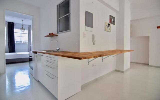 Central apts with Acropolis views - PK building