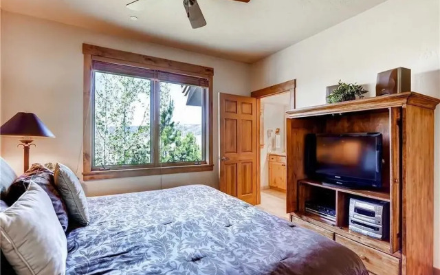 Tl2303 A Top Floor Beauty, Perfect Steamboat Getaway! Winter Specials