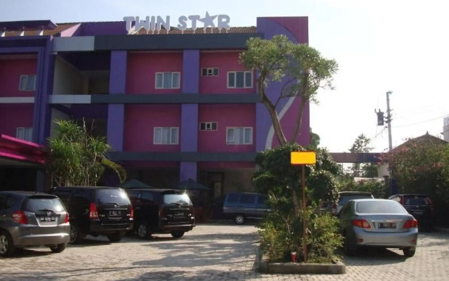 Twin Star