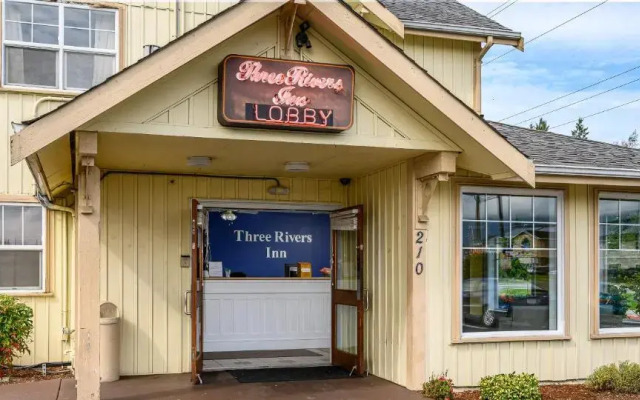 Three Rivers Inn