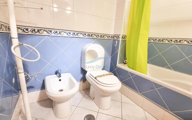 Oura Praia Hotel And Apartments