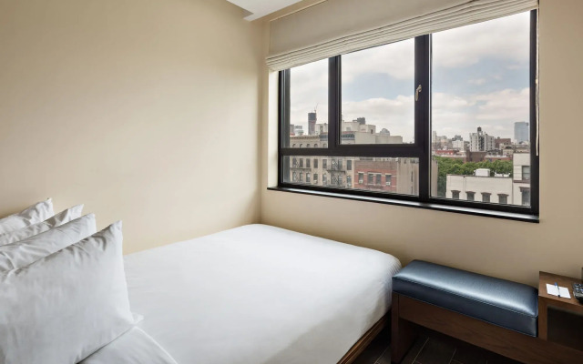 Orchard Street Hotel