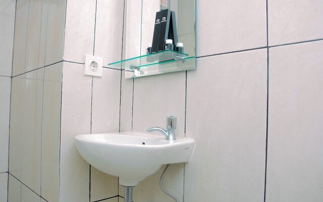 Cozy and Modern Studio at Grand Kamala Lagoon Apartment