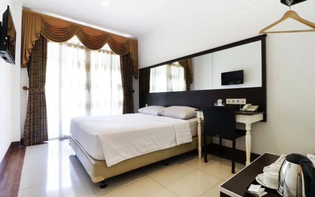The Victoria Luxurious Guesthouse – Guest Rooms – Bandung