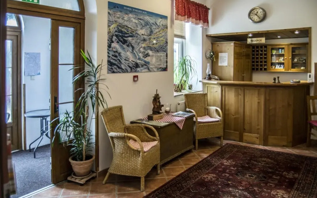 Sporthotel Å Vã½Carskã¡ Bouda