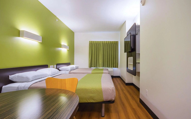 Motel 6 South Bend, IN - Mishawaka