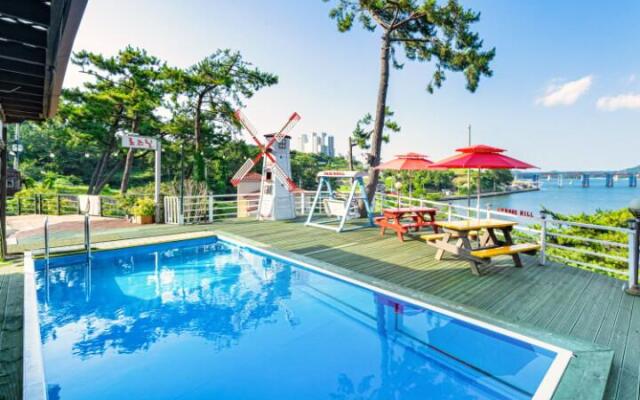 Tongyung pooncha maeul rosehill