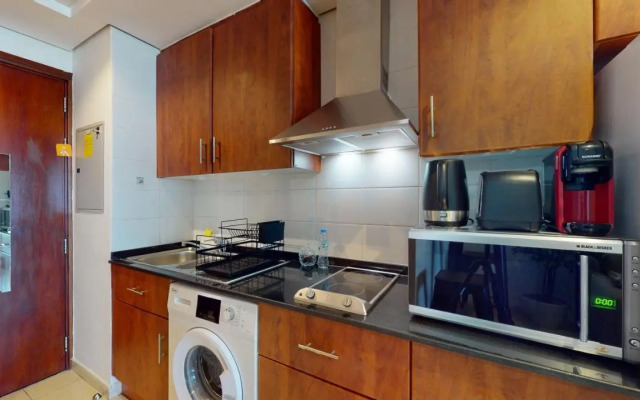 LV13 - Elegant Studio in Lake View Tower