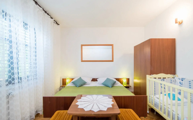 Apartment Damir