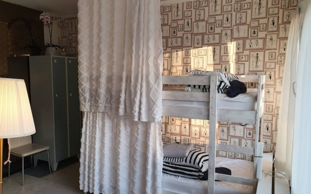 Viktoria Budget Hostel