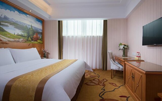 Vienna Hotel (Shengzhou Bada Hotel)