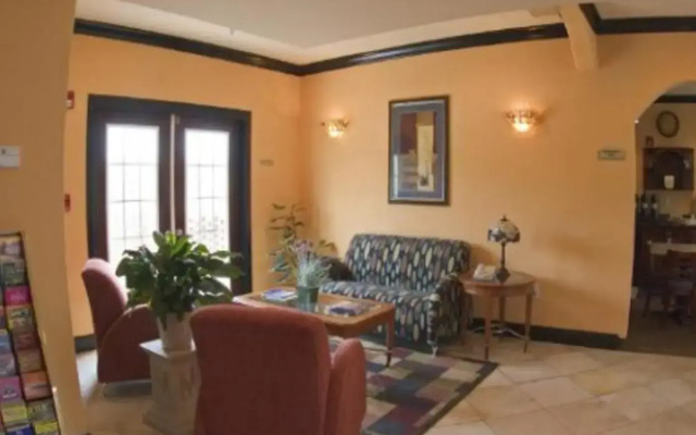 The Garden Inn Hotel