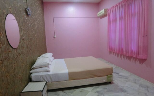 Pearl Villa Hotel & Resort