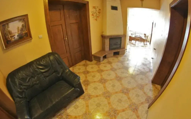 Apartamenty pokoje "MARIA"