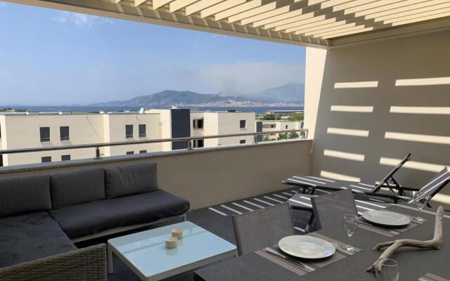 Appartement T3 de standing, vue mer - Porticcio