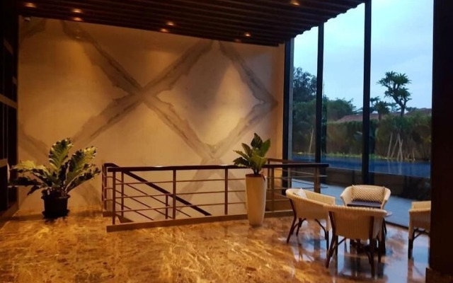 Nice and Elegant 2BR Apartment at Veranda Residence Puri