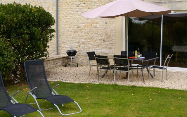 Cozy Farmhouse in Maisons With Fireplace