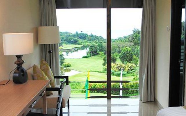 Ria Bintan Golf Lodge