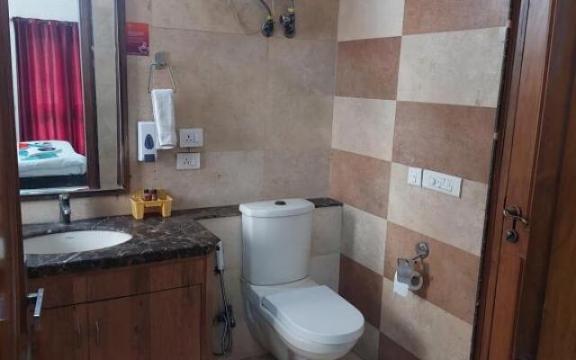 Hotel Ashray Noida